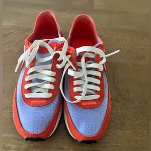 Womens Nike waffle shoes